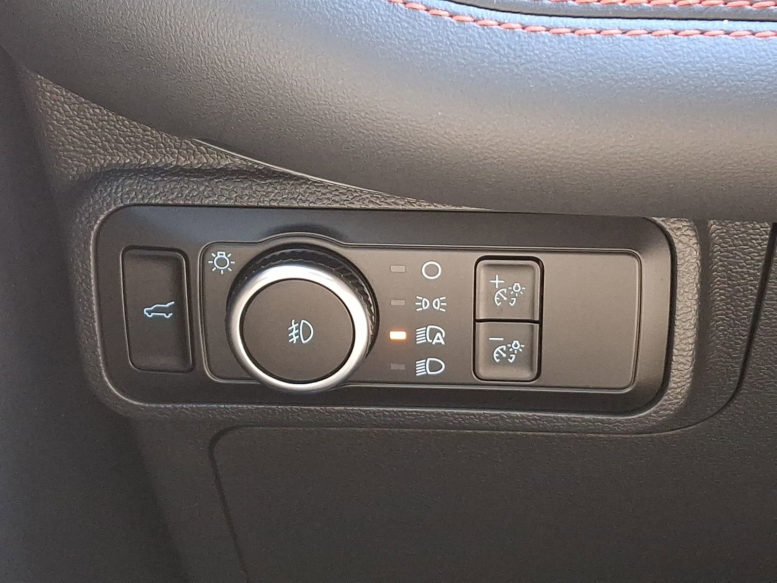 Used 2025 Ford Explorer ST w/ Sun And Sound Package image 24