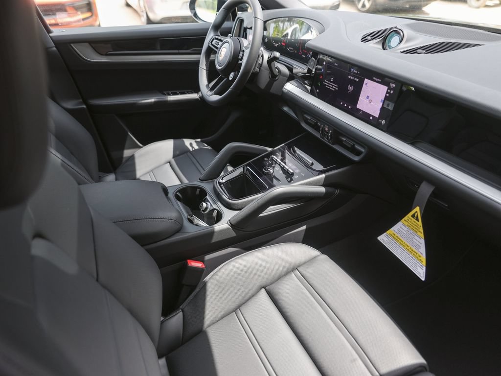 New 2026 Porsche Cayenne Coupe AWD/4WD image 36