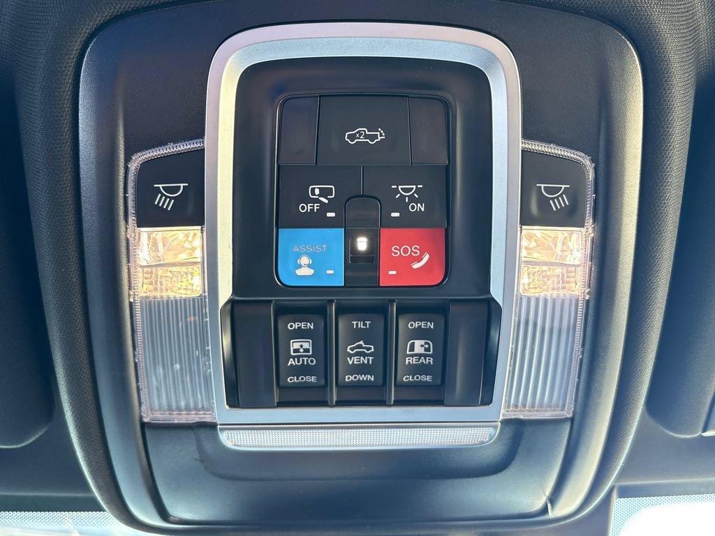 New 2025 RAM 3500 Laramie AWD/4WD image 42