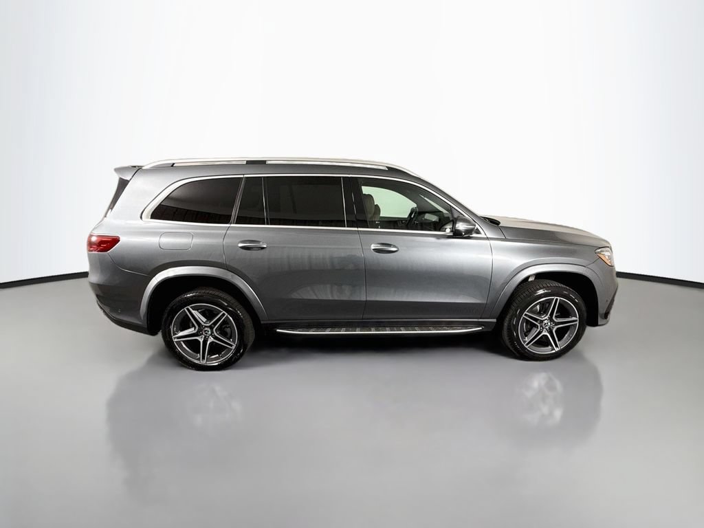 Used 2025 Mercedes-Benz GLS 450 4MATIC w/ AMG Line Exterior image 8