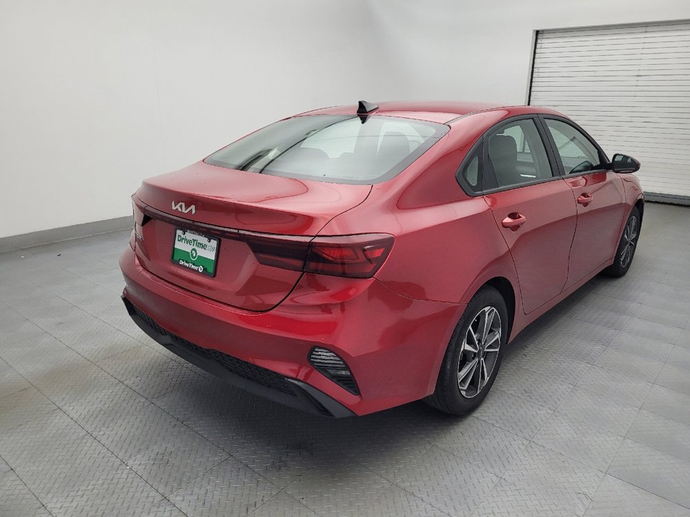 Used 2024 Kia Forte LXS image 9