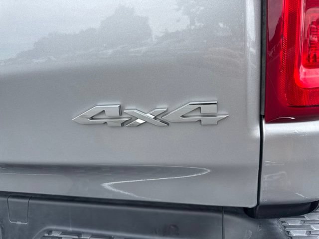 Used 2025 RAM 1500 Laramie AWD/4WD image 11