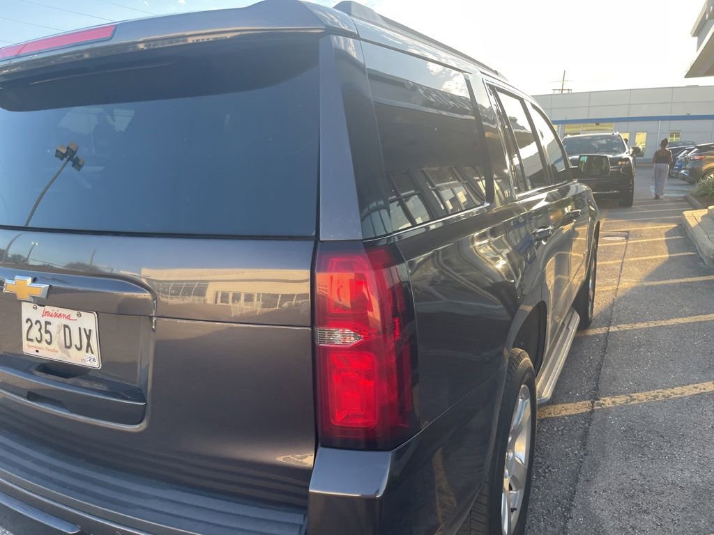 Used 2015 Chevrolet Tahoe LT w/ Luxury Package RWD image 15