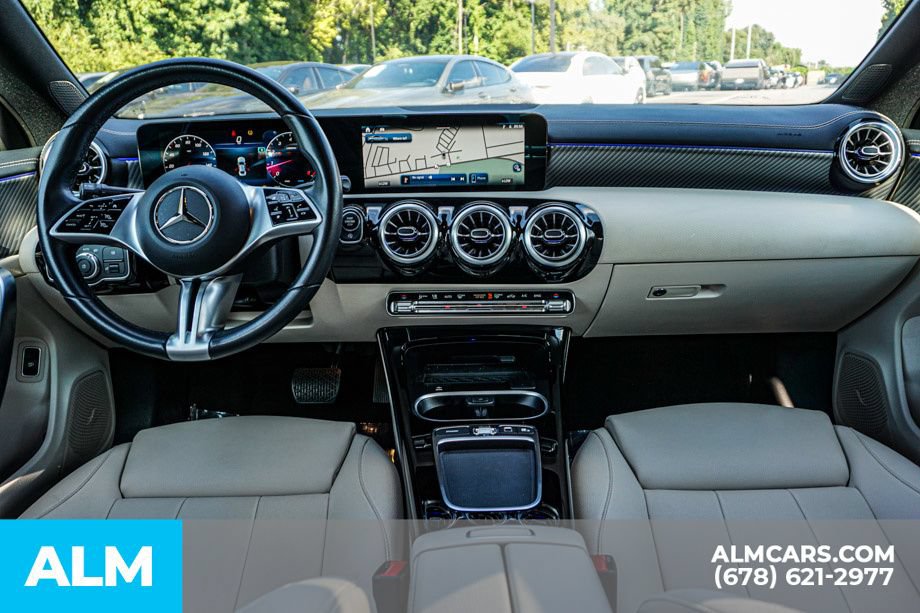 Used 2025 Mercedes-Benz CLA 250 w/ Exclusive Package image 24