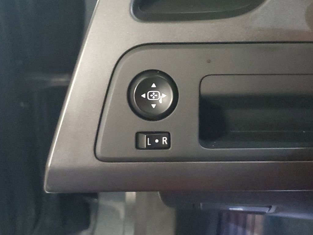 Used 2018 Chevrolet Corvette Stingray Coupe w/ 1LT image 21