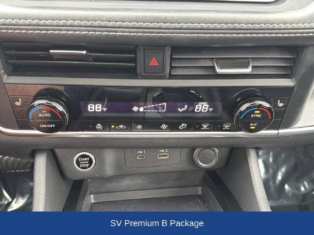 Used 2023 Nissan Rogue SV w/ SV Premium B Package AWD/4WD image 15