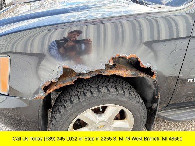 Used 2013 Chevrolet Avalanche LT AWD/4WD image 38