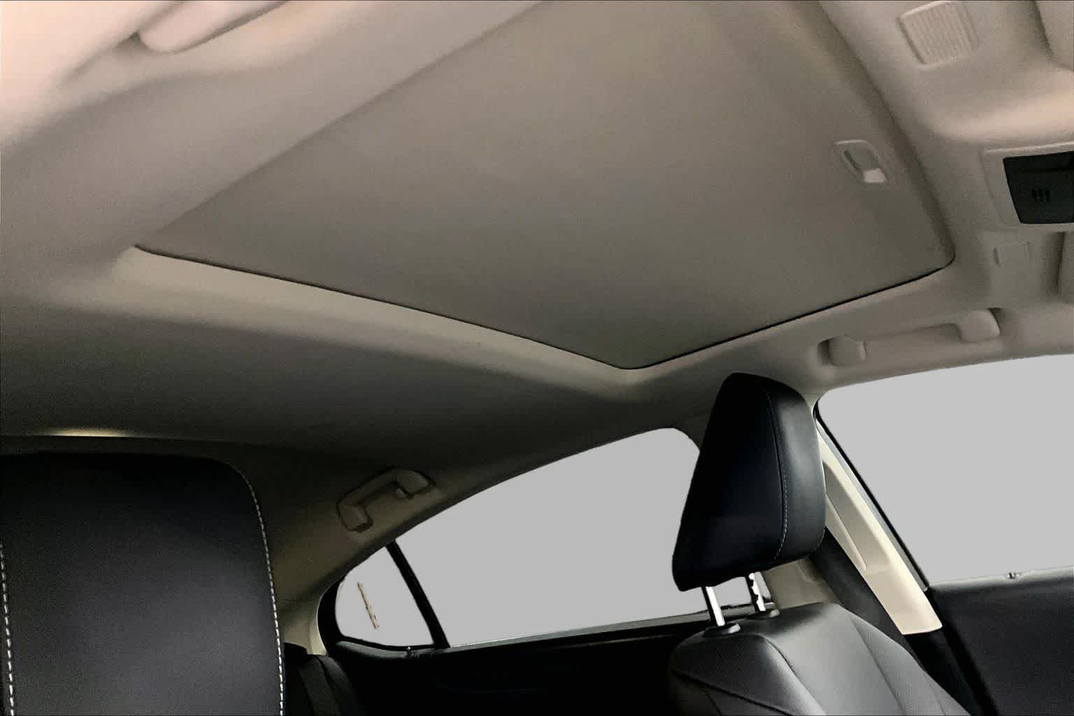 Used 2024 Lexus ES 350 w/ Premium Package FWD image 14