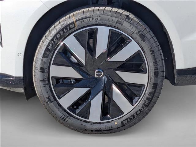 New 2025 Volvo EX90 Plus w/ Protection Package Premier image 11