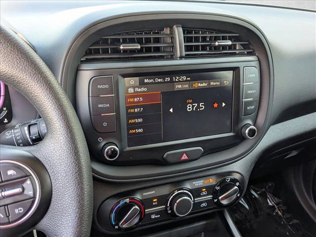 Used 2024 Kia Soul LX image 13