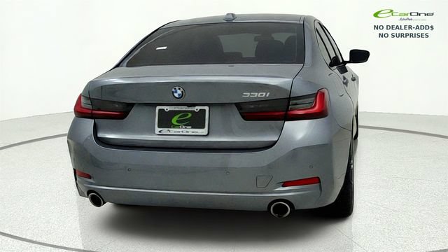 Used 2023 BMW 330i Sedan w/ Driving Assistance Package RWD image 9