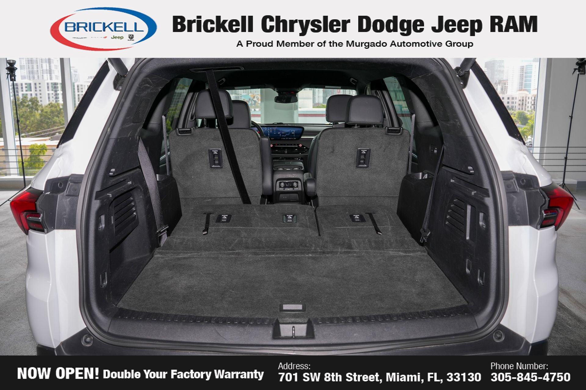 Used 2025 Buick Enclave Preferred FWD image 10