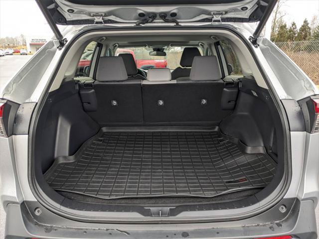 Certified 2021 Toyota RAV4 XLE w/ Convenience Package FWD image 25