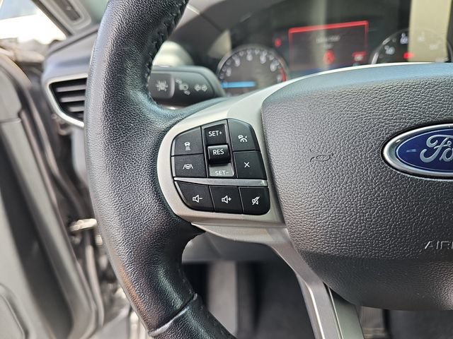 Used 2023 Ford Explorer XLT w/ Equipment Group 202A RWD image 21