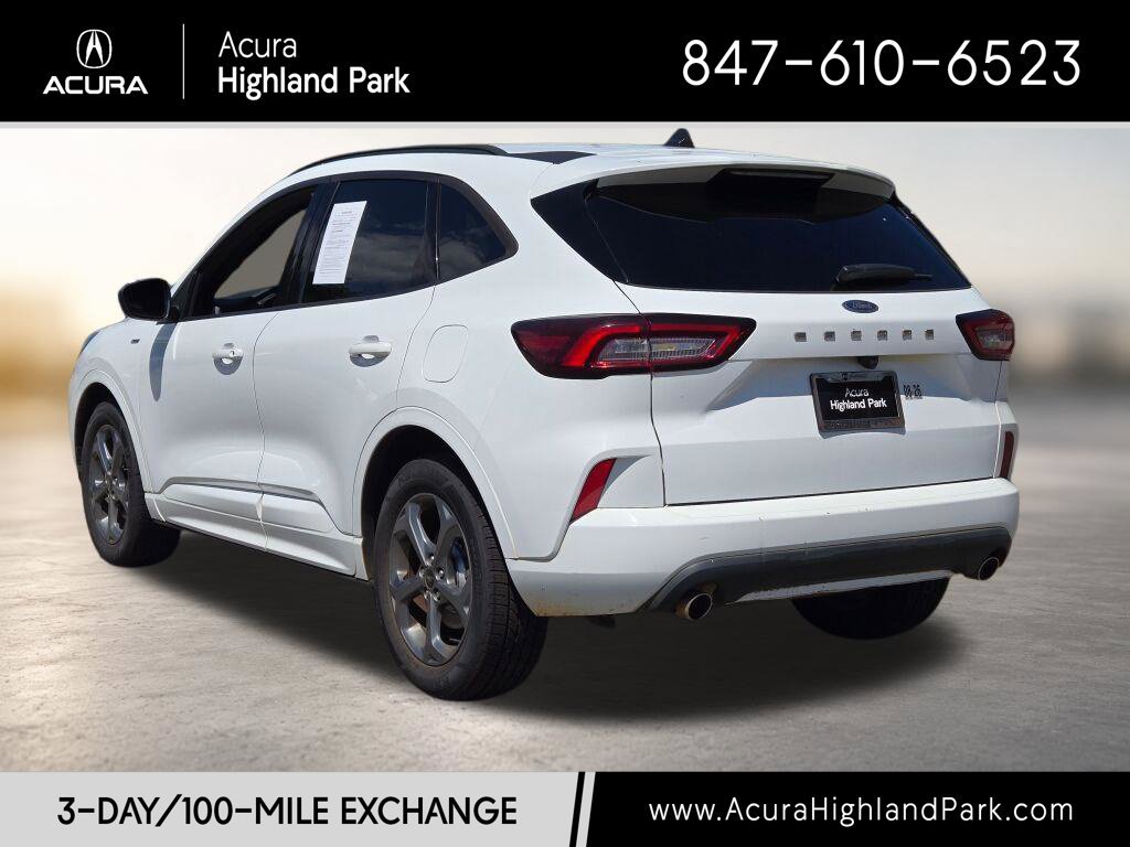 Used 2023 Ford Escape ST-Line FWD image 12