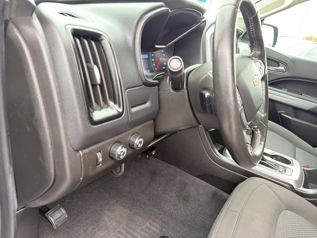 Used 2020 Chevrolet Colorado LT image 14