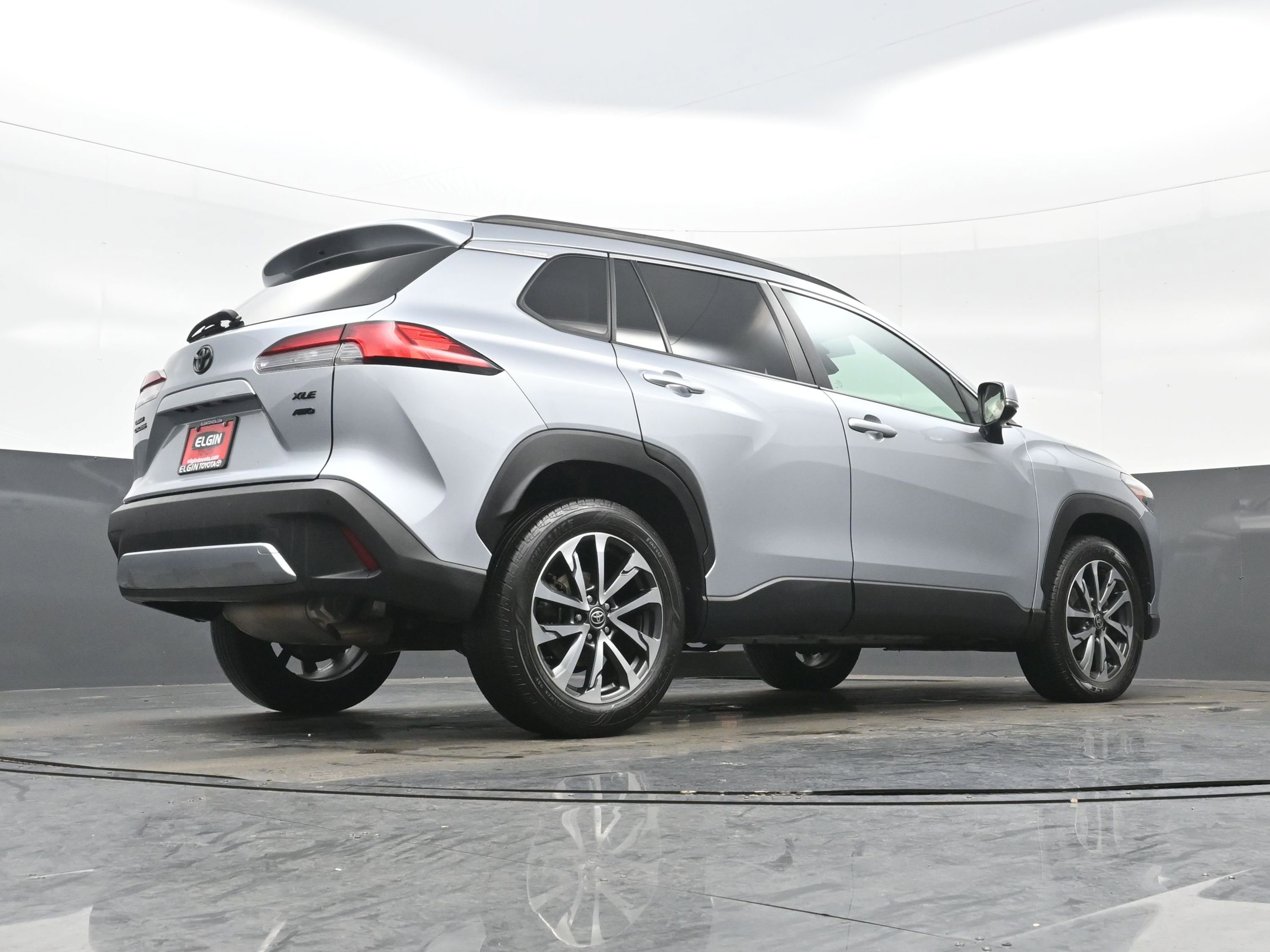 Used 2022 Toyota Corolla Cross XLE image 33