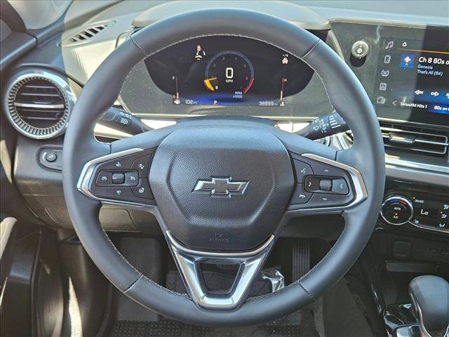 Used 2024 Chevrolet Trax ACTIV w/ Sunroof Package image 14