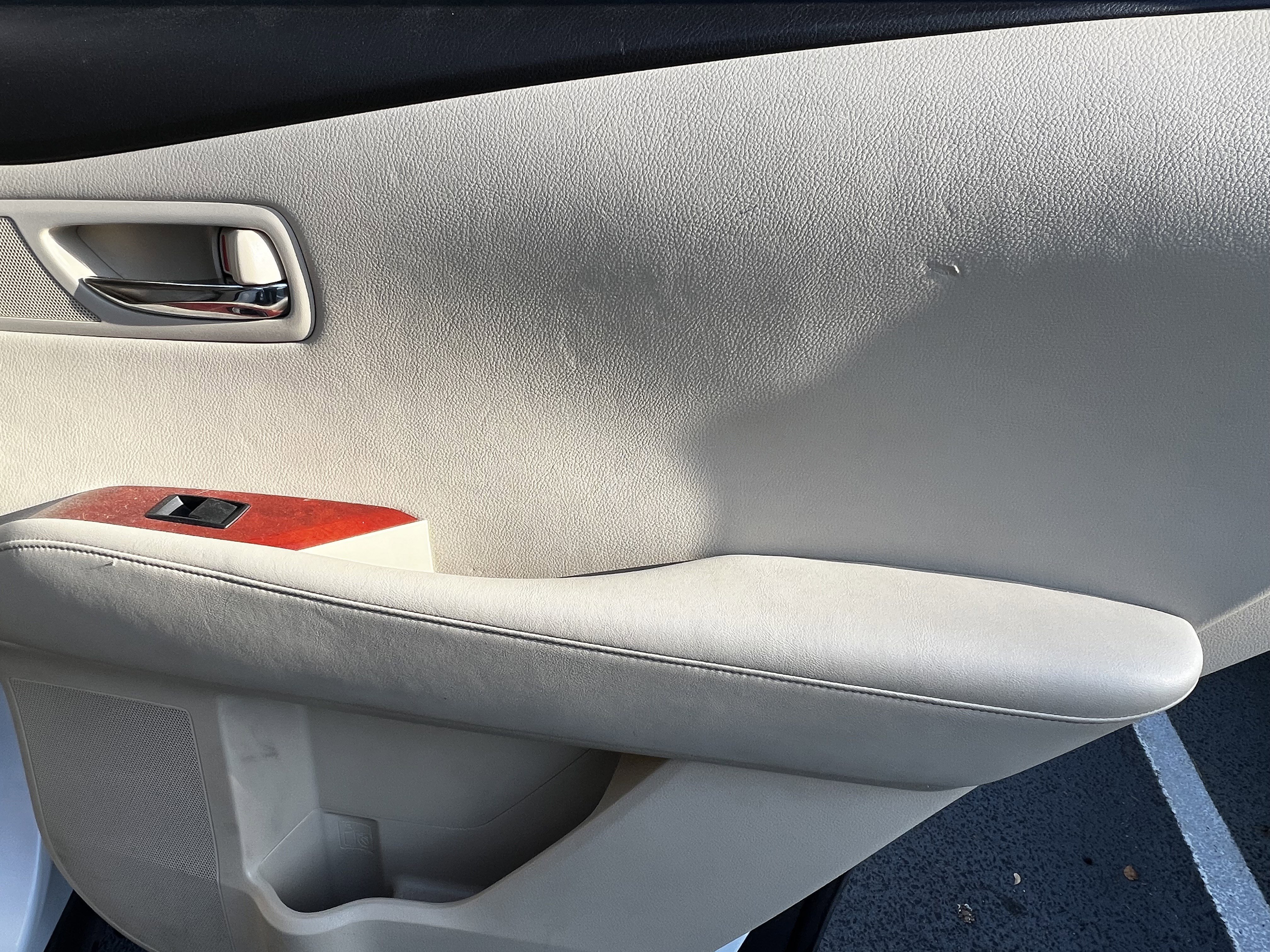 Used 2011 Lexus RX 450h AWD w/ Premium Pkg image 39