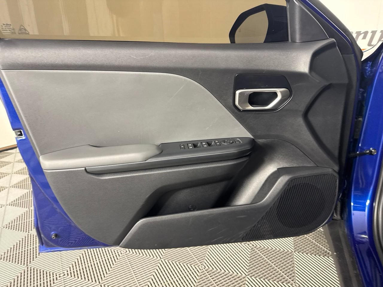 Used 2025 Kia K4 FWD image 9