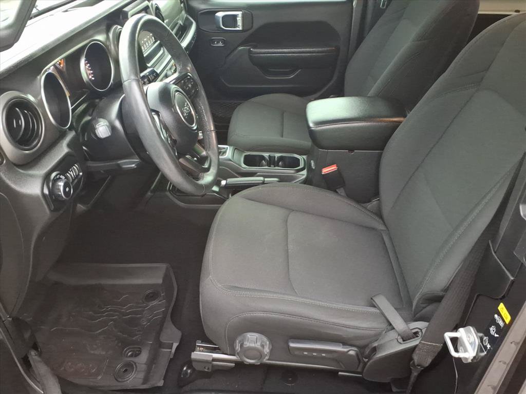 Used 2022 Jeep Wrangler Sport AWD/4WD image 12