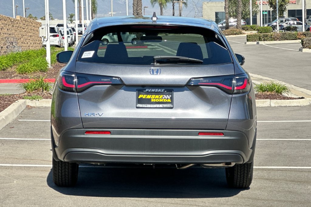 New 2027 Honda HR-V LX image 5
