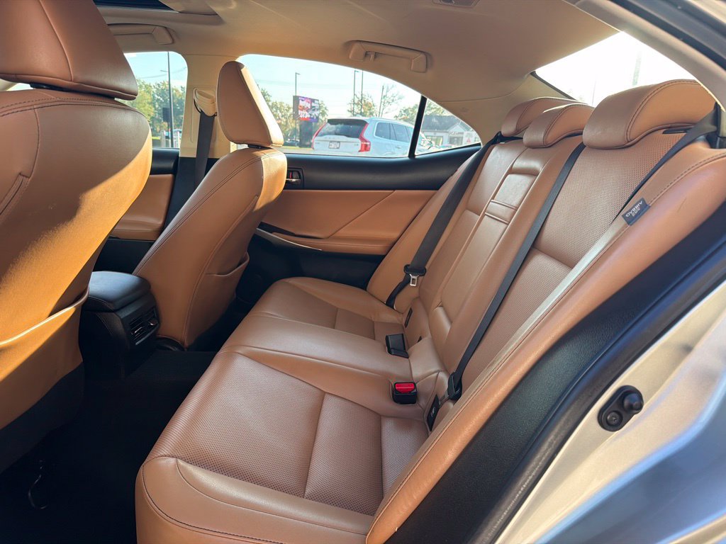 Used 2016 Lexus IS 300 AWD w/ Premium Package image 5