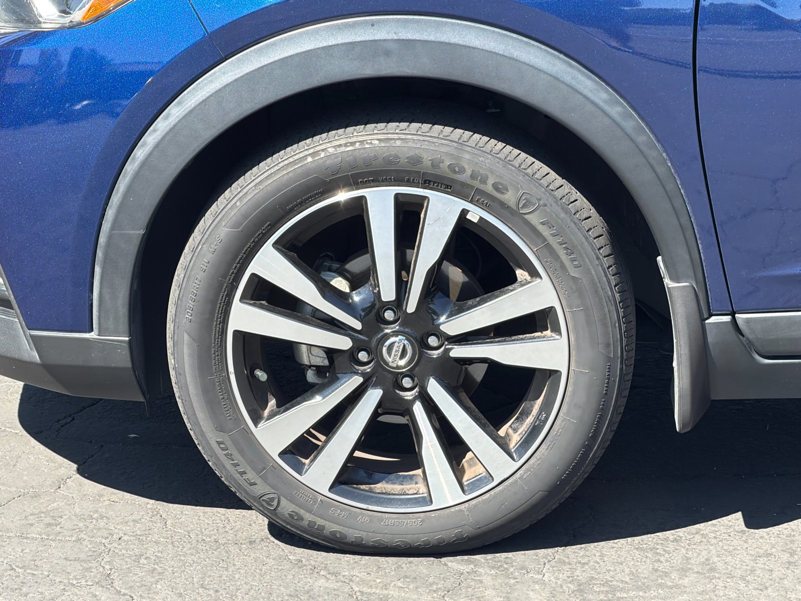 Used 2019 Nissan Kicks SR w/ SR Premium Package FWD image 24
