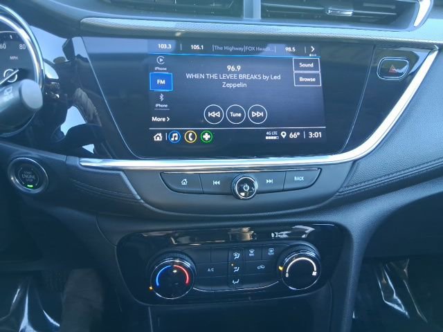 Used 2021 Buick Encore GX Preferred image 24