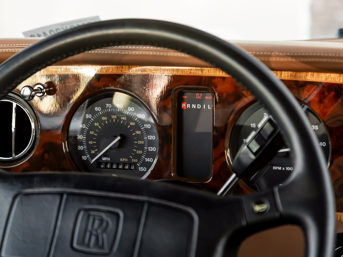 Used 1991 Rolls-Royce Corniche III RWD image 10