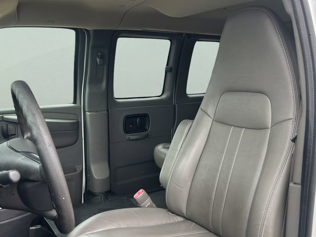 Used 2013 Chevrolet Express 3500 LS RWD image 14