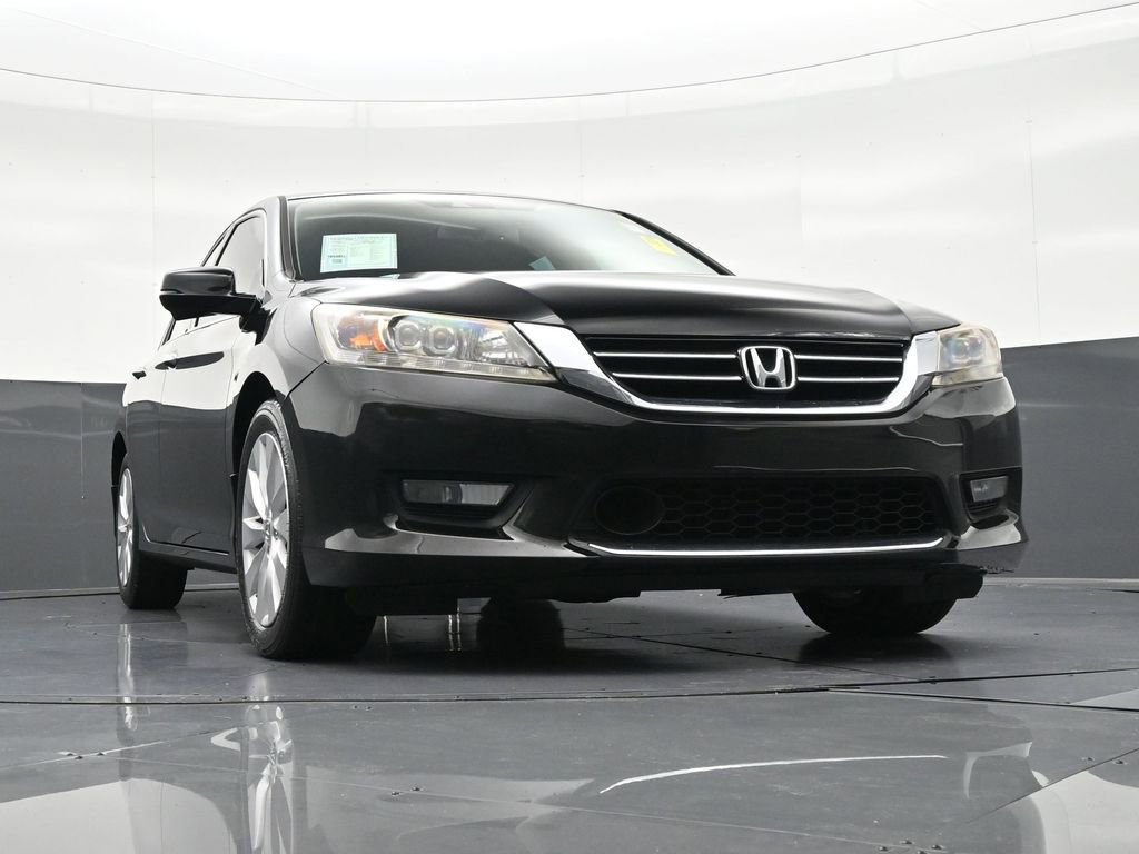 Used 2015 Honda Accord Touring image 30