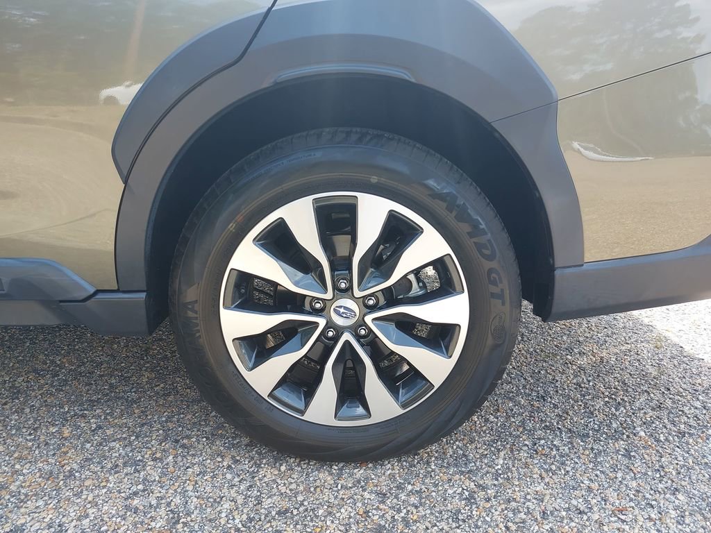 Used 2024 Subaru Outback Limited AWD/4WD image 35