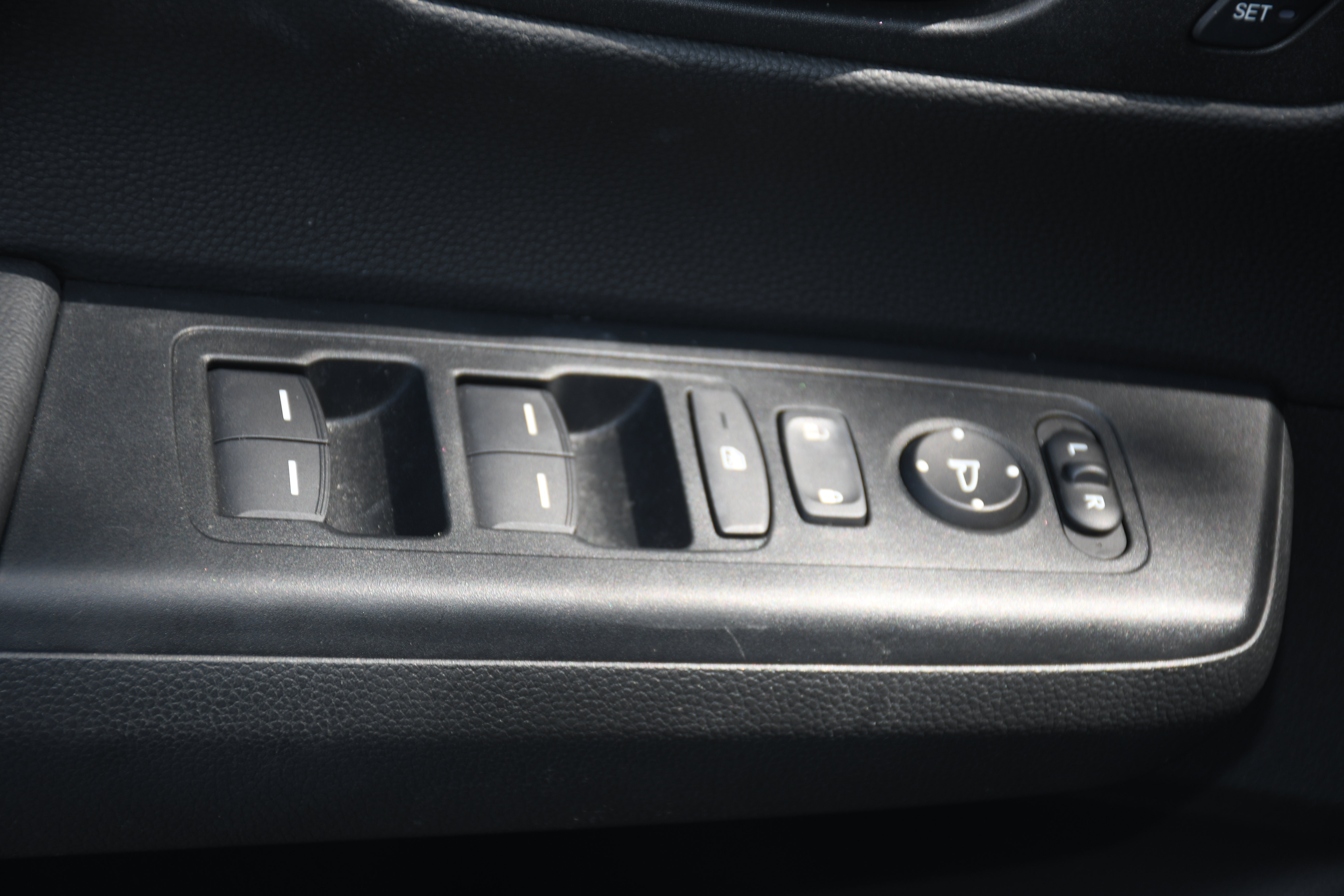 Used 2024 Honda CR-V Sport-L image 11