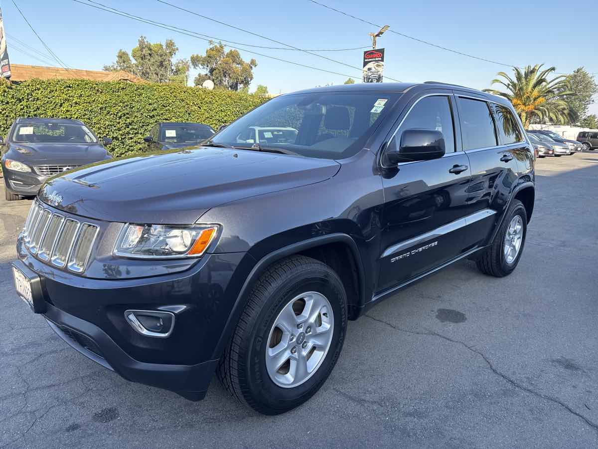 Used 2014 Jeep Grand Cherokee Laredo image 3