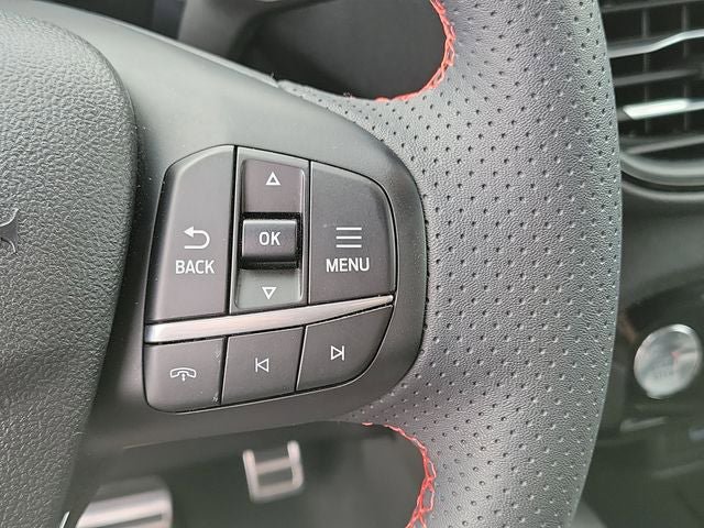 Used 2023 Ford Escape ST-Line w/ Tech Pack #1 AWD/4WD image 12