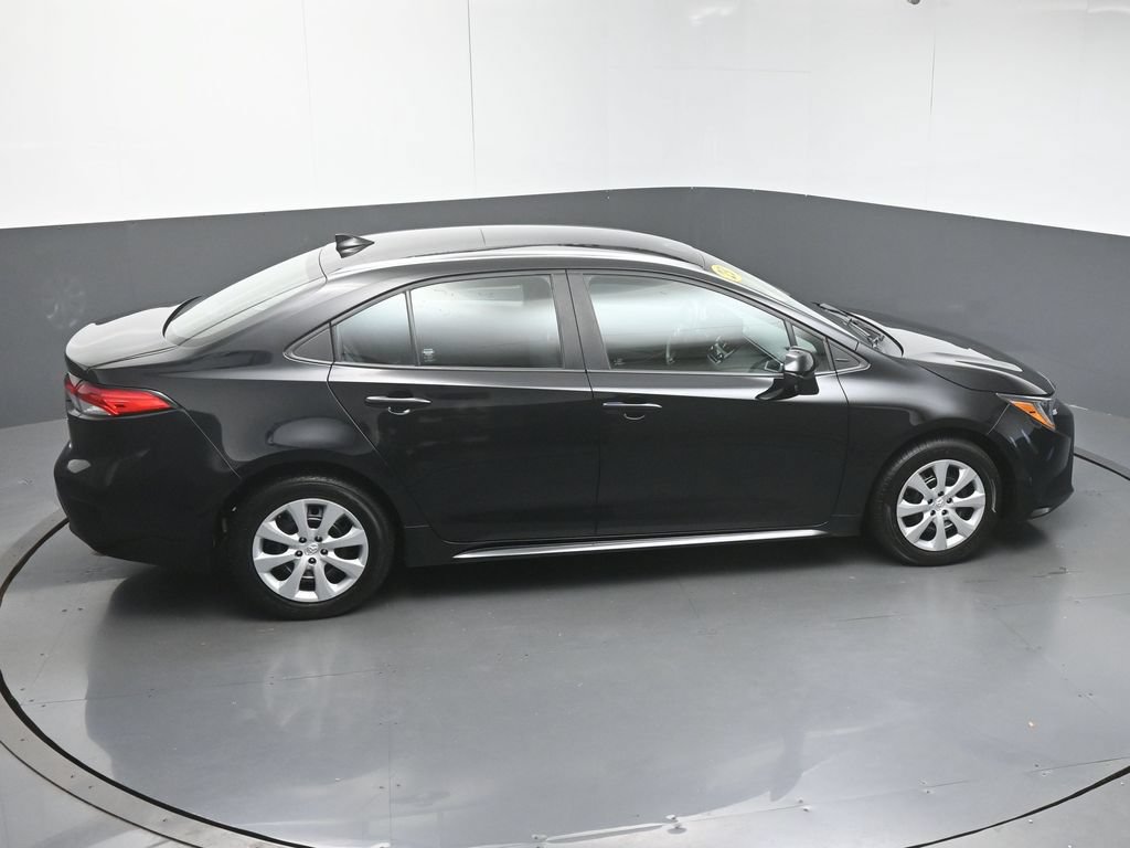 Used 2023 Toyota Corolla LE FWD image 44