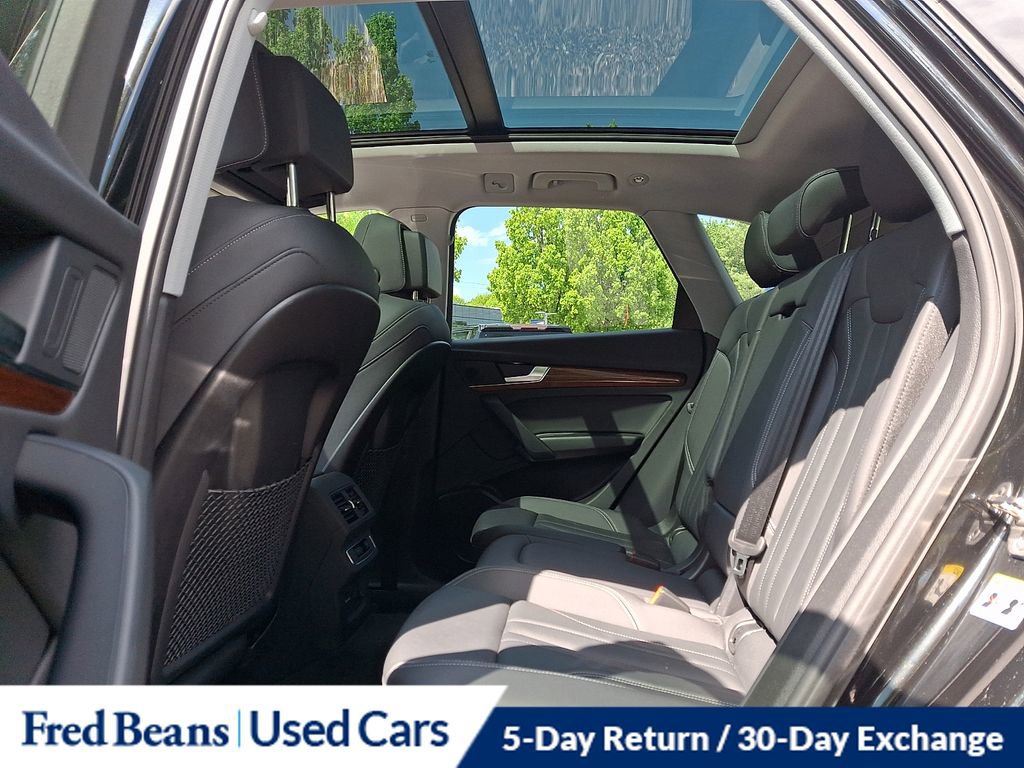 Used 2023 Audi Q5 e Premium w/ Convenience Package AWD/4WD image 11