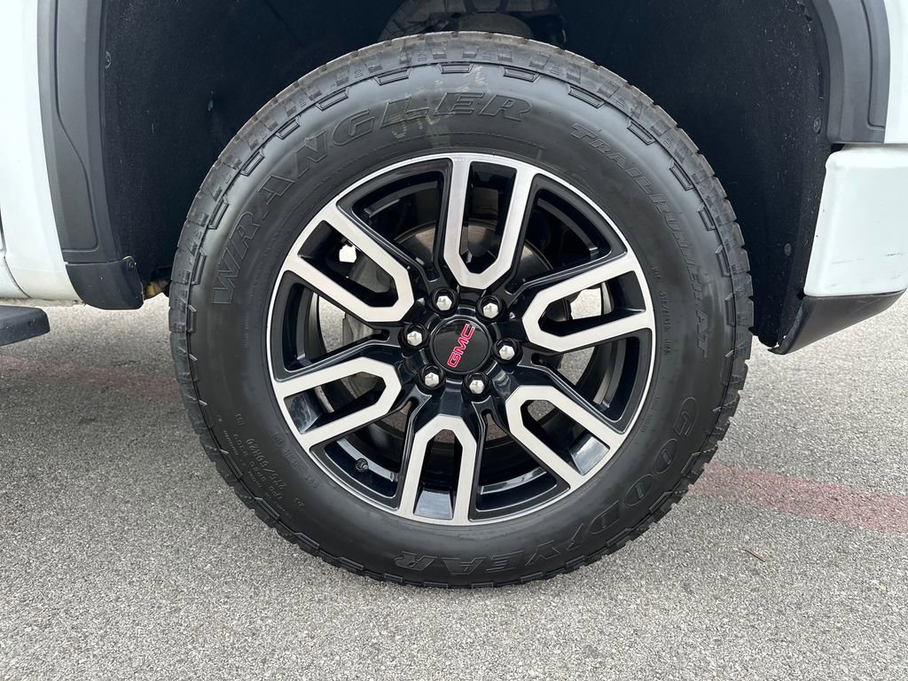 Used 2021 GMC Sierra 1500 AT4 w/ AT4 Premium Package AWD/4WD image 14