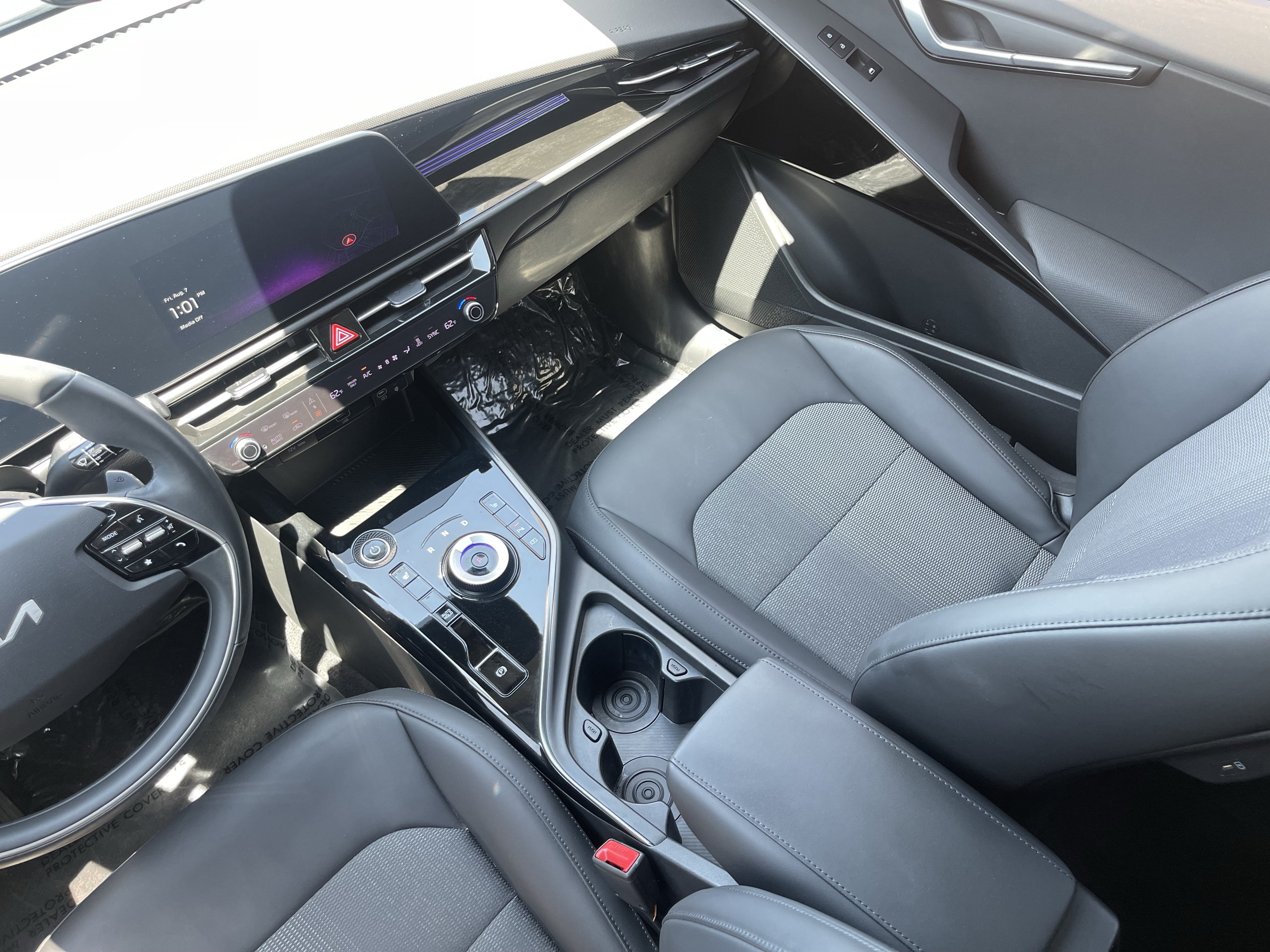 Certified 2023 Kia Niro Wind FWD image 15