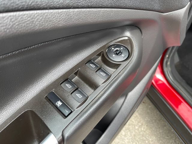 Used 2017 Ford Escape SE AWD/4WD image 11
