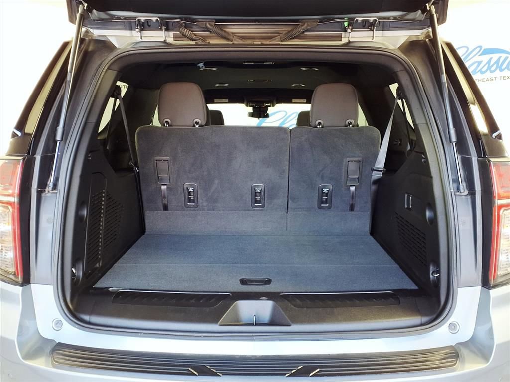 Used 2023 Chevrolet Suburban LS image 10