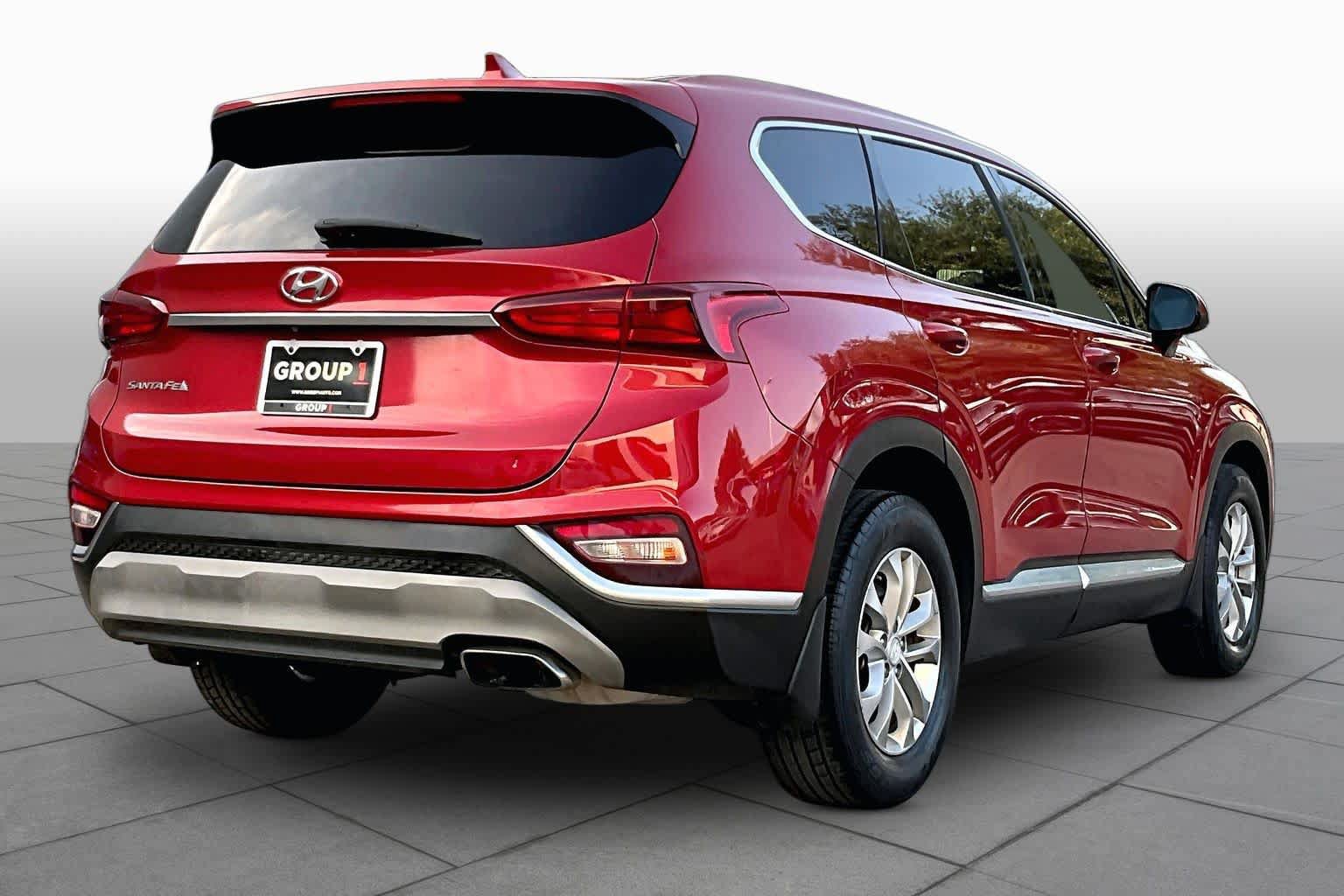 Used 2019 Hyundai Santa Fe SEL FWD image 13
