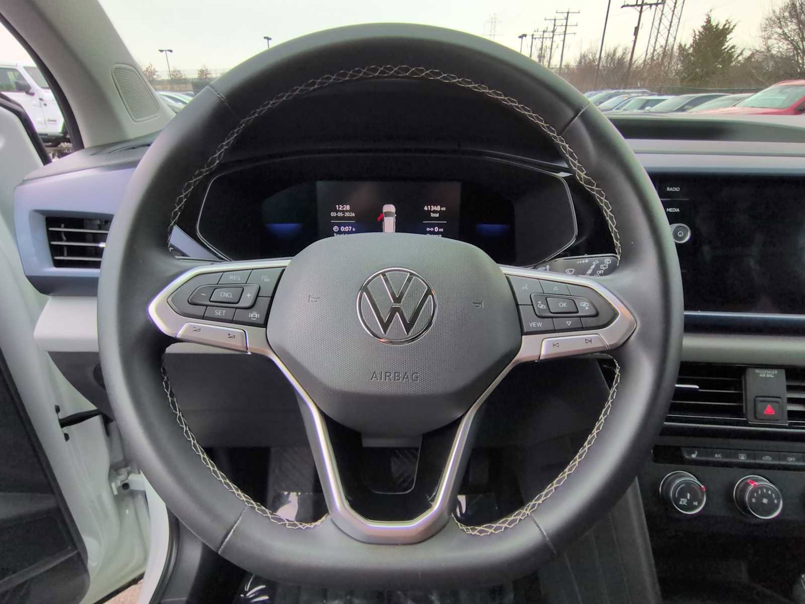 Used 2022 Volkswagen Taos SE image 23