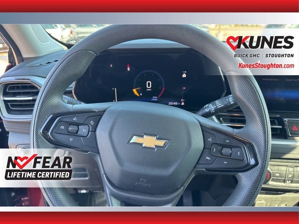 Used 2025 Chevrolet TrailBlazer LT w/ Driver Confidence Package image 24