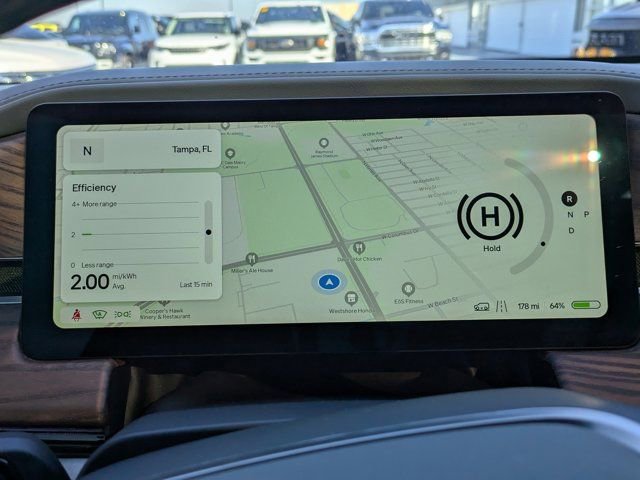 Used 2024 Rivian R1S Adventure image 21