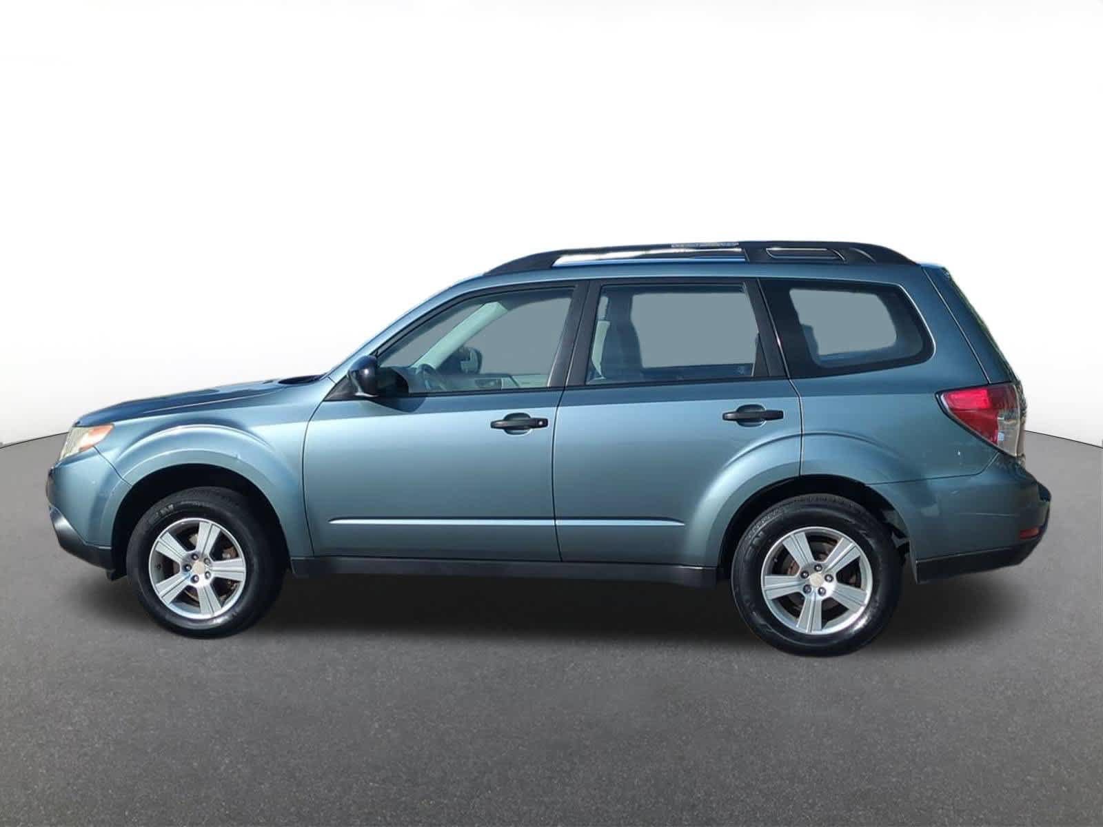 Used 2012 Subaru Forester 2.5X w/ Alloy Wheel Pkg AWD/4WD image 3