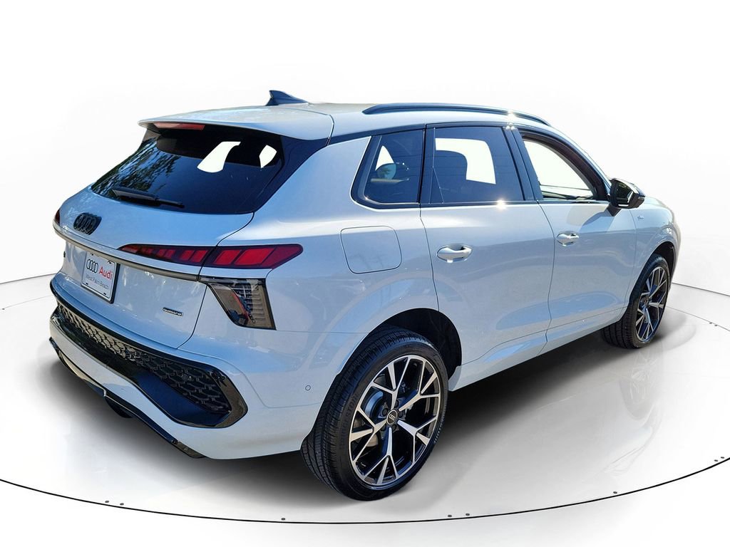 New 2026 Audi Q3 quattro 2.0T AWD/4WD image 4