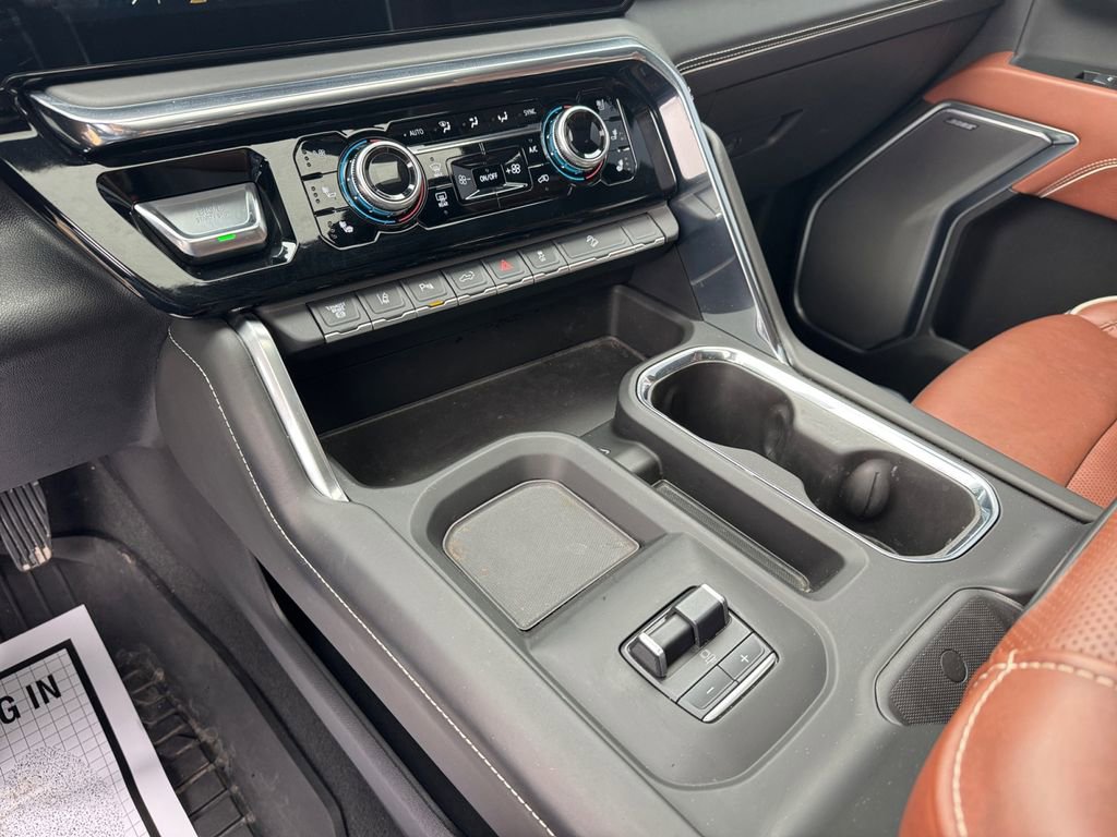 Used 2025 GMC Sierra 2500 Denali Ultimate image 36