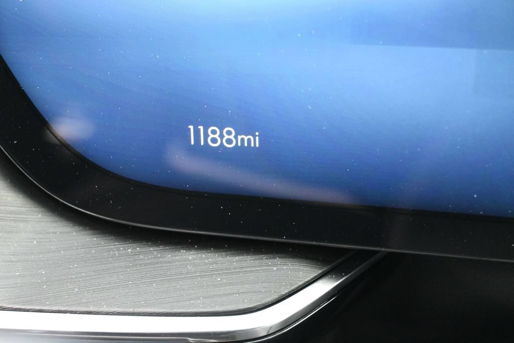 Used 2024 Buick Envision Preferred AWD/4WD image 15